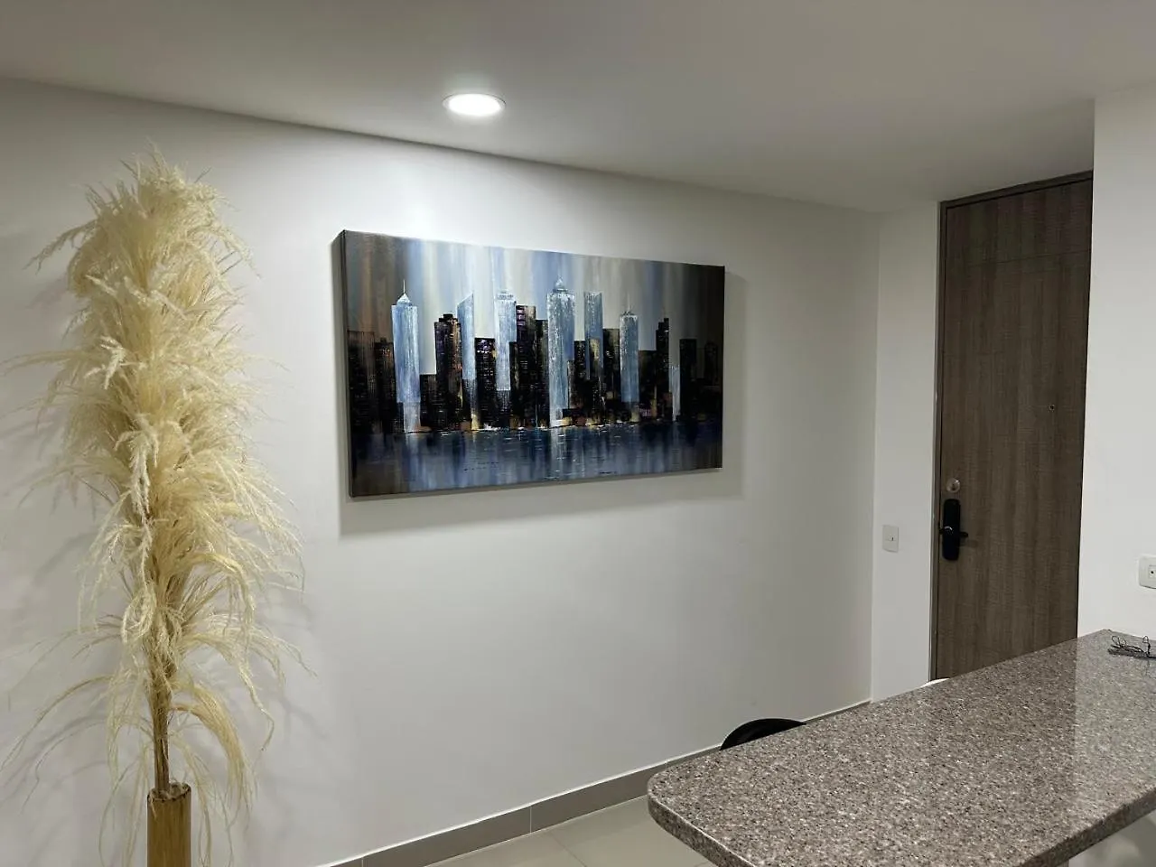 Agradable Habitacion En Laureles Medellín