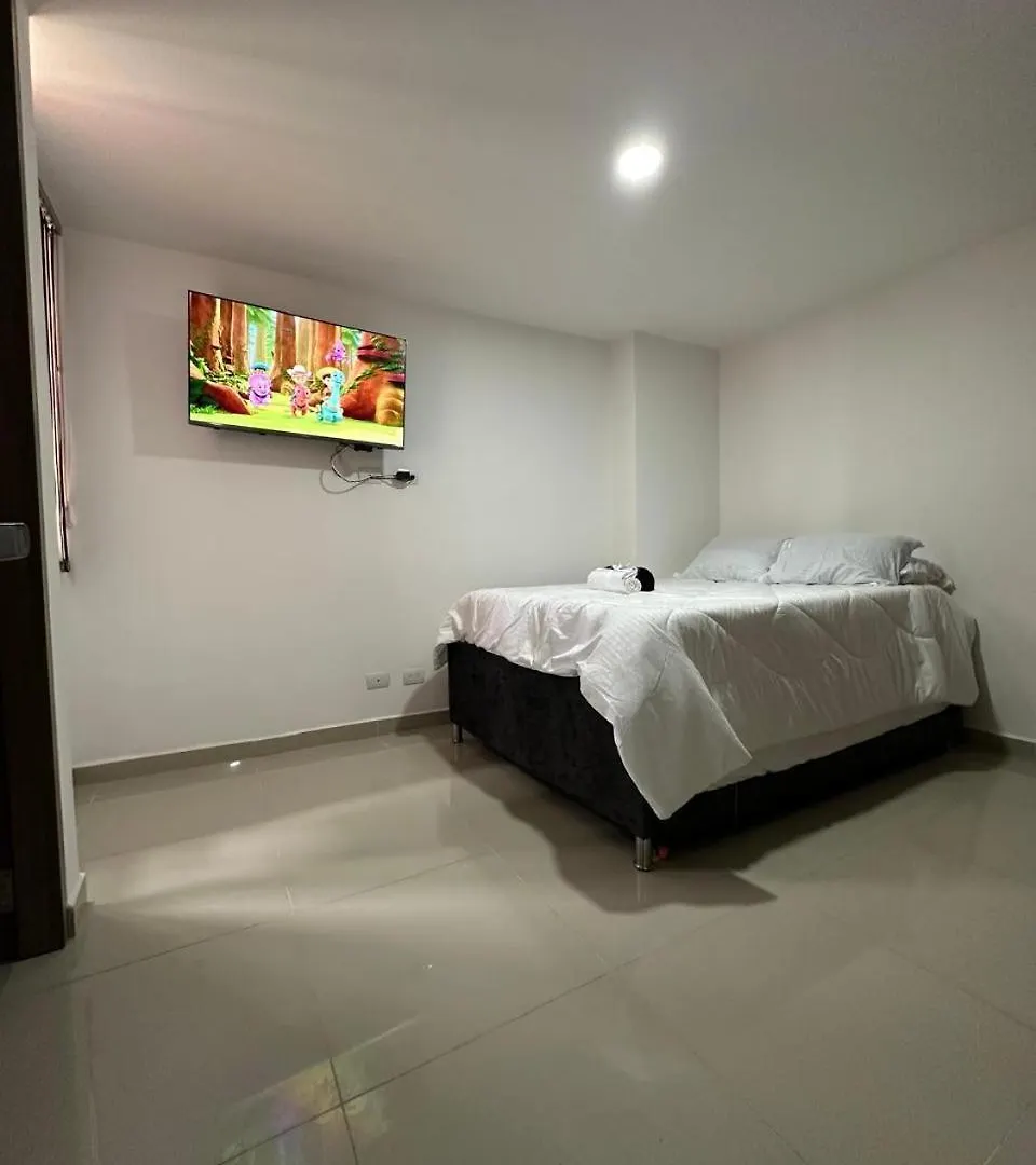 Agradable Habitacion En Laureles 메딜린 홈스테이