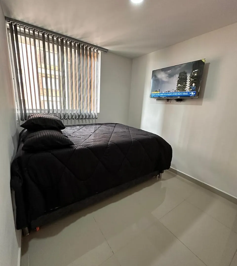 Agradable Habitacion En Laureles Medellín Séjour chez l'habitant